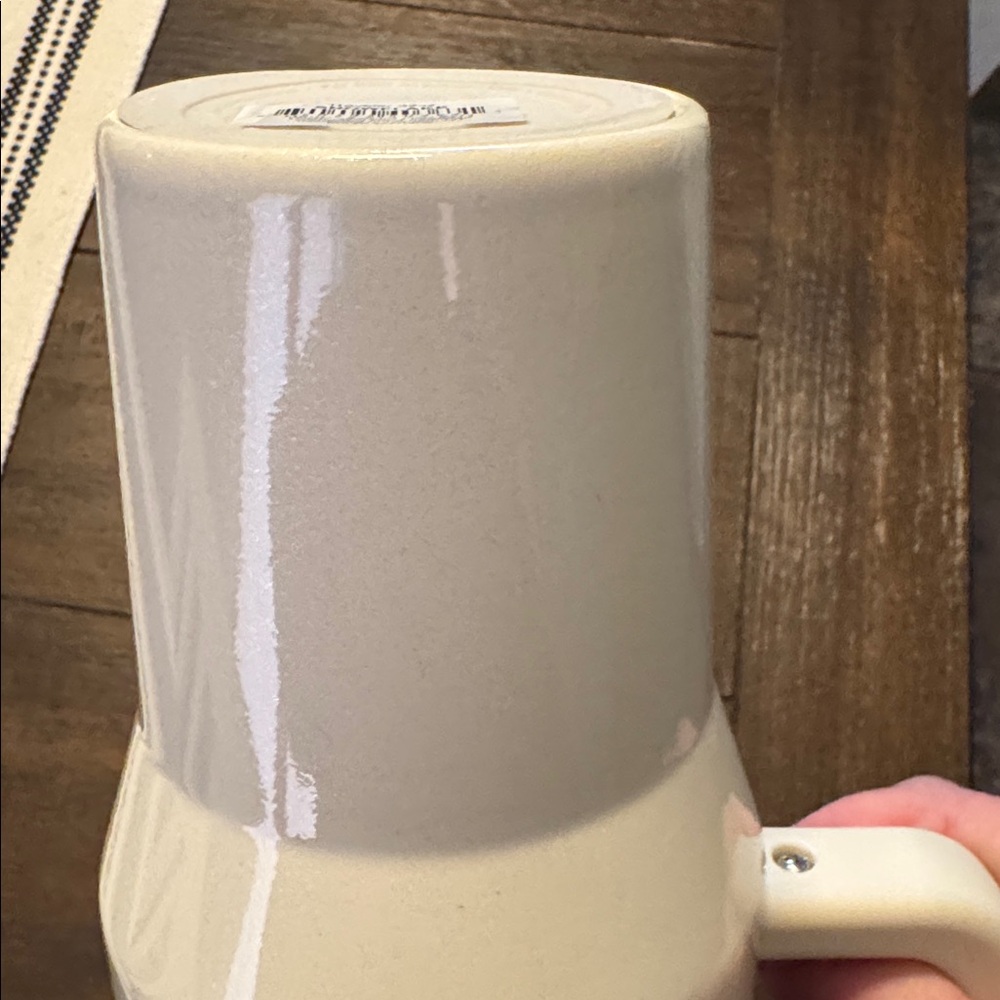 Hydrojug 32 oz Traveler in Snowflake (glitter white)! New! Limited Edition!! - Picture 5 of 5